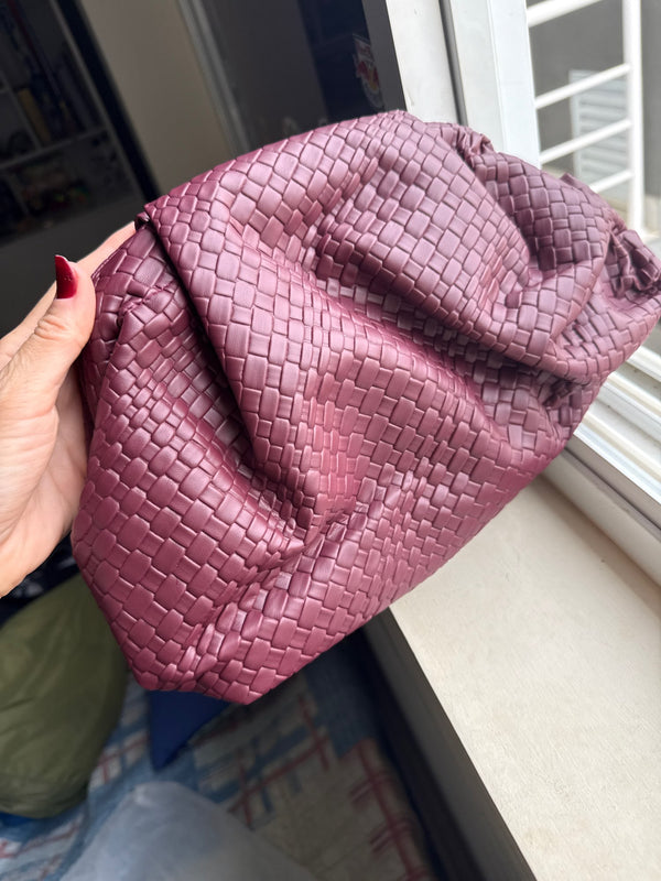 Customer Review - C***z